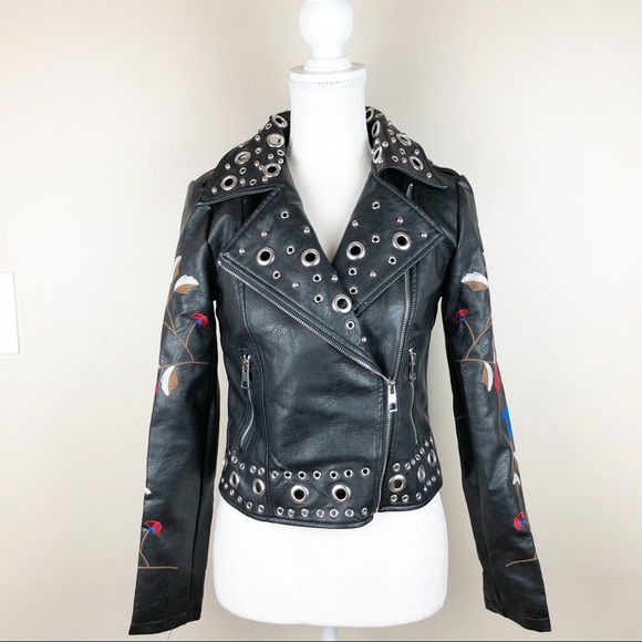 NWT. Romeo & Juliet Couture Biker Jacket. Size M. - Picture 3 of 8